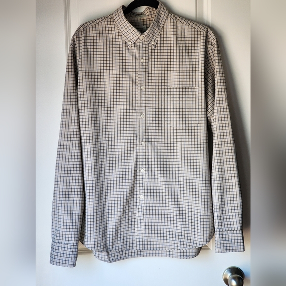 J. Crew Other - Sewn for J Crew Button Down Slim Fit Stretch Shirt in Cream Blue Plaid Size L